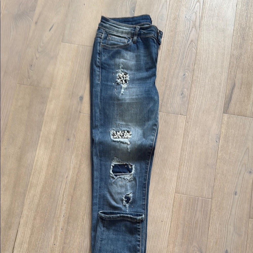 Distressed Light Blue Jeans